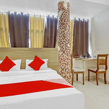 Oyo Flagship 80772 Hotel The Grand Rdc Газиабад Экстерьер фото