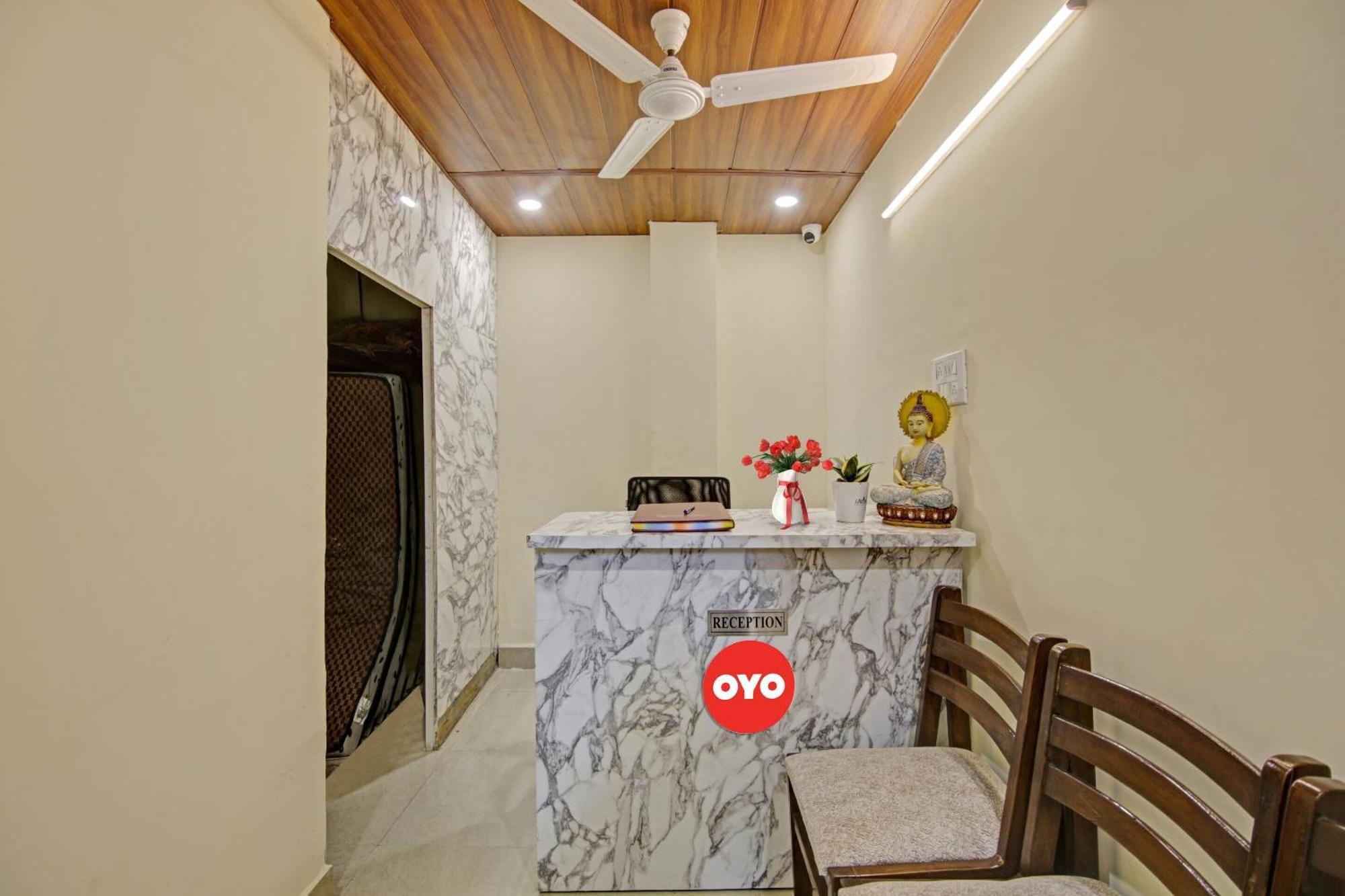 Oyo Flagship 80772 Hotel The Grand Rdc Газиабад Экстерьер фото